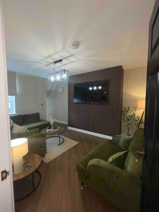 Churchview Apartments Сийхам Екстериор снимка